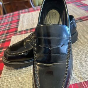 Oxford dress shoes in black size 12
